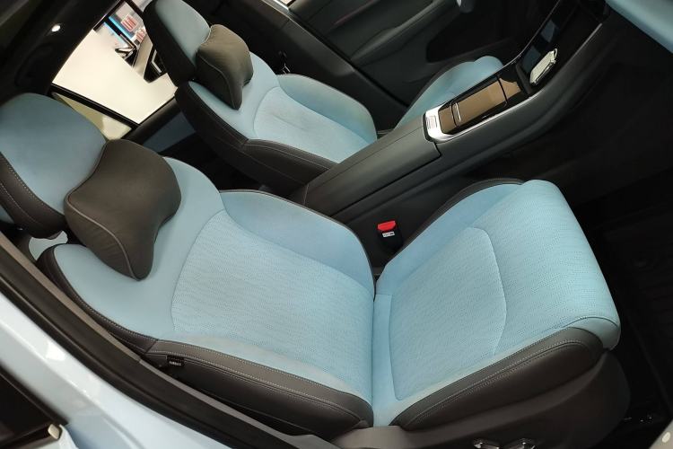 Used Livan 7 2023 450km Chiyue Right Front Seat
