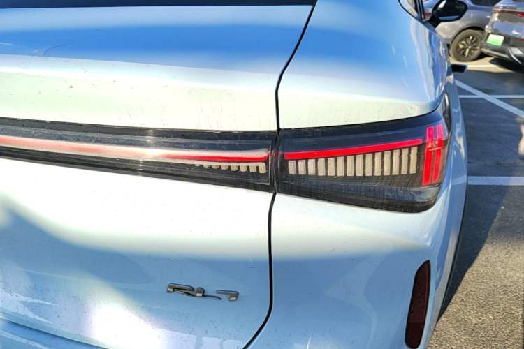 Used Livan 7 2023 450km Chiyue Right Rear Taillight