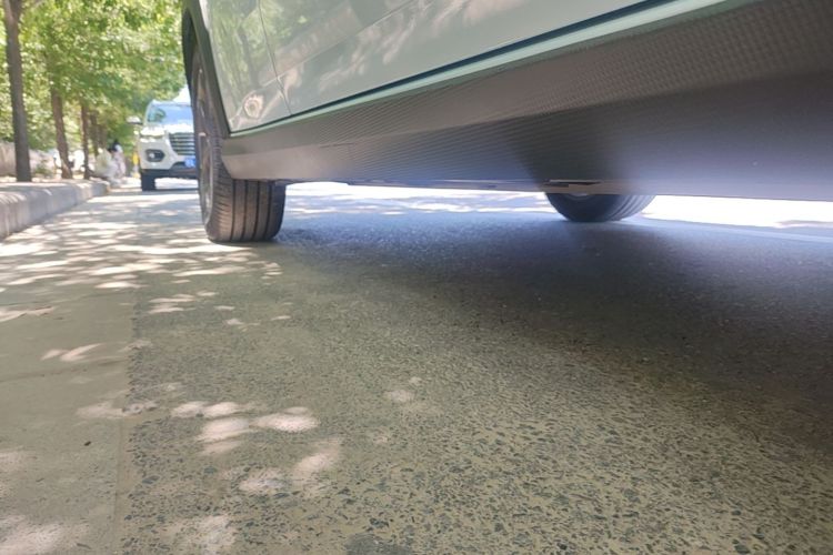 Used Livan 7 2023 605 km ZHU FENG Right Side Sill