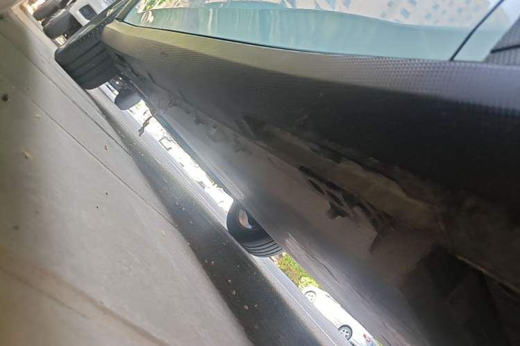 Used Livan 7 2023 605 km ZHU FENG Right Side Sill