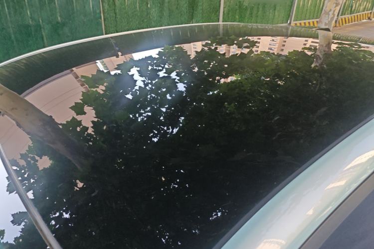 Used Livan 7 2023 605 km ZHU FENG Roof