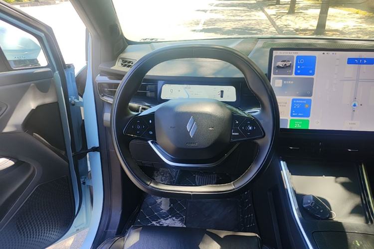 Used Livan 7 2023 605 km ZHU FENG Steering Wheel