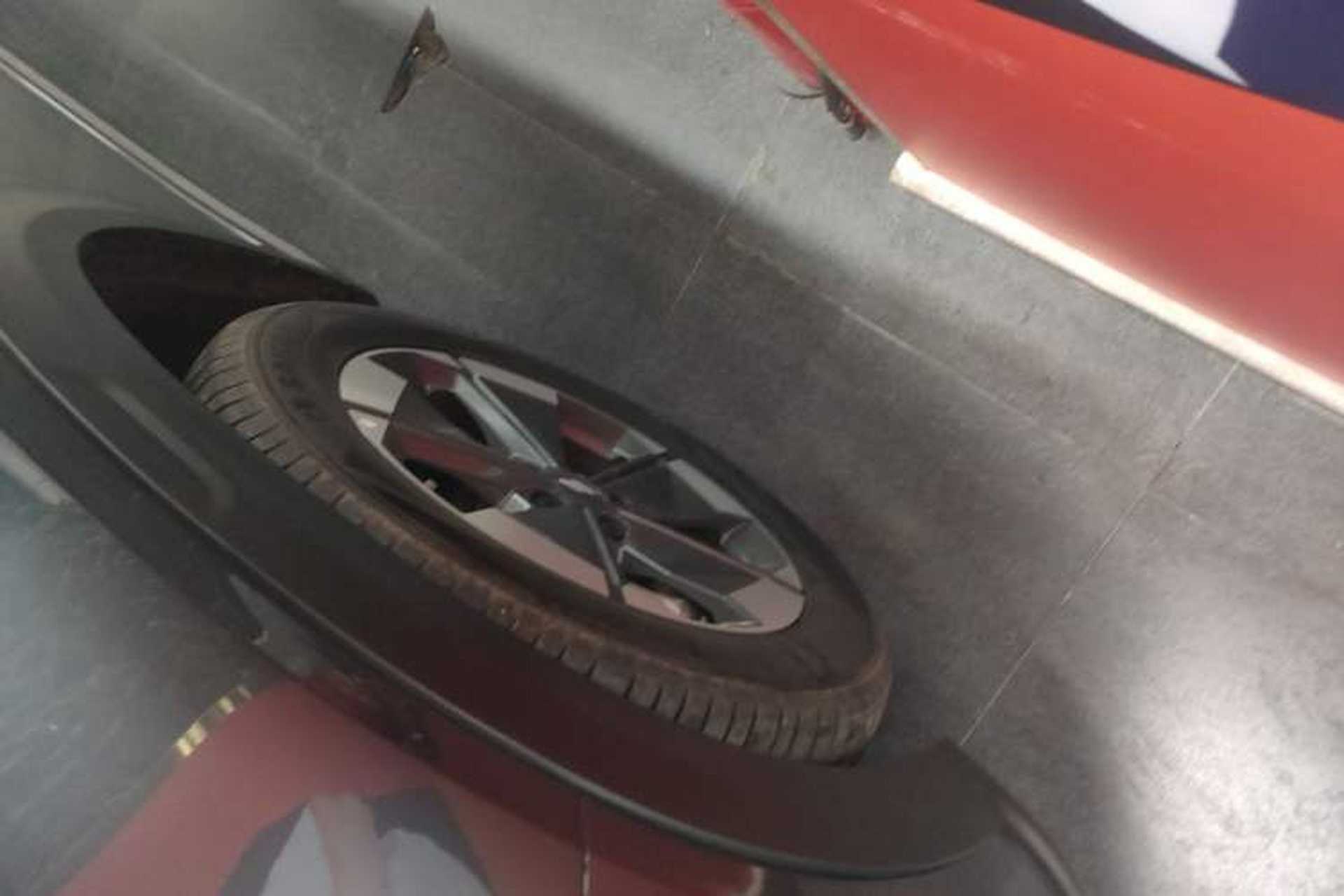 Used Livan 7 2023 605 km ZHU FENG Exterior 4