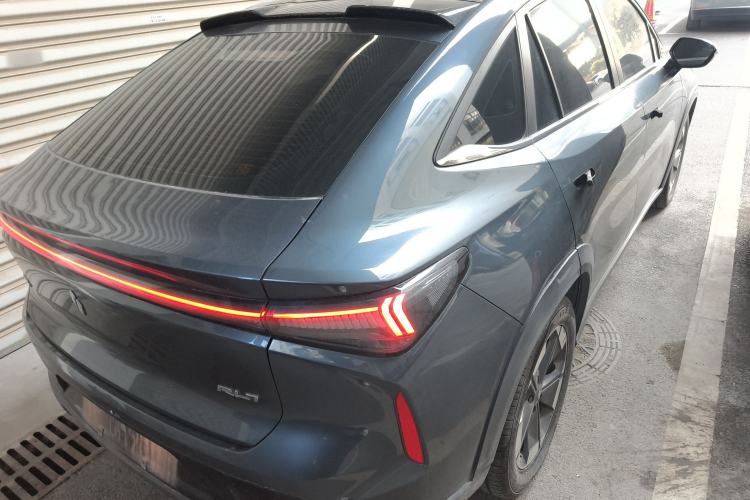 Used Livan 7 2023 605 km ZHU FENG Exterior 5