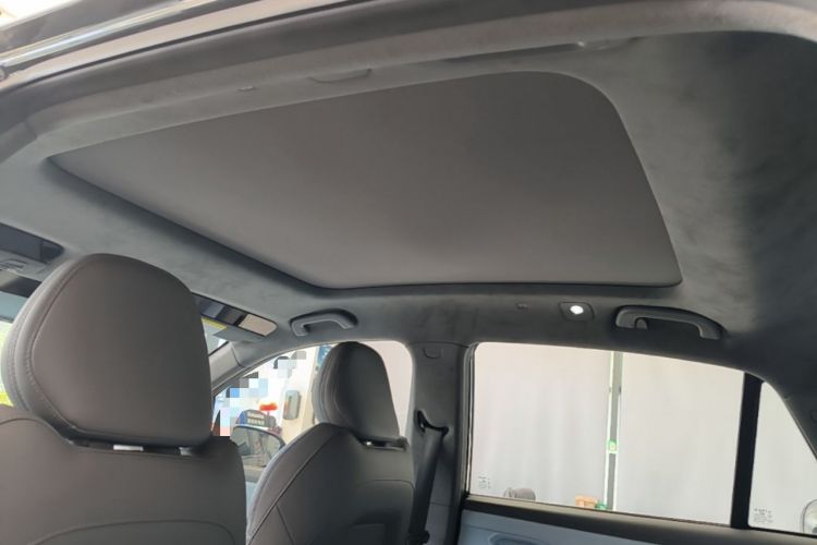 Used Livan 7 2023 605km Hunter Light Headliner