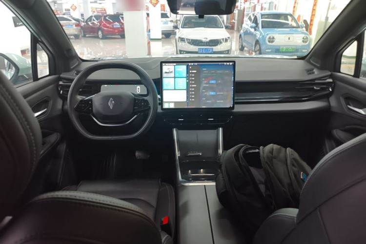 Used Livan 7 2023 450km Chiyue Center Console