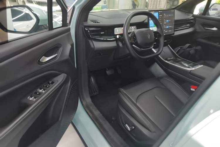 Used Livan 7 2023 450km Chiyue Driver Seat