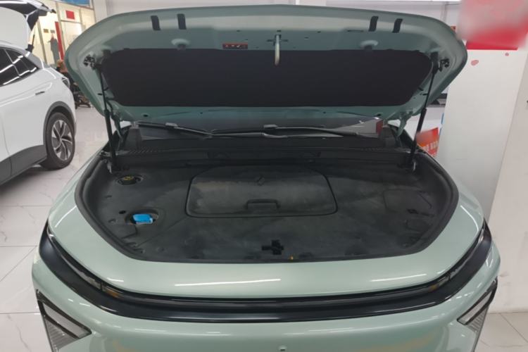 Used Livan 7 2023 450km Chiyue Engine Bay