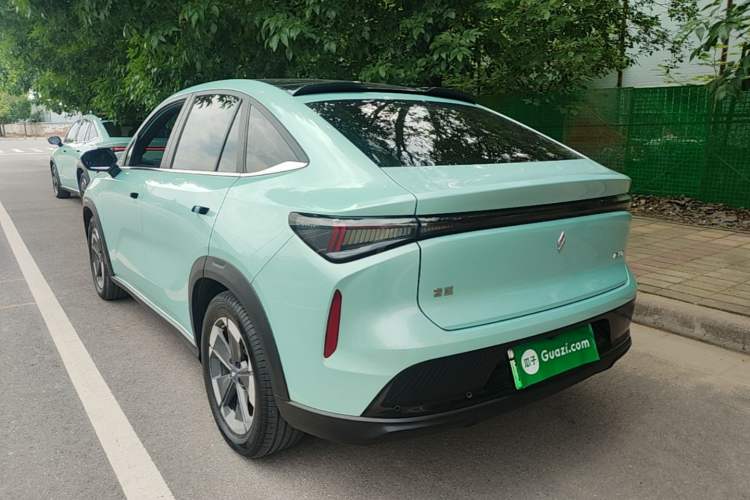 Used Livan 7 2023 605 km ZHU FENG Exterior 2