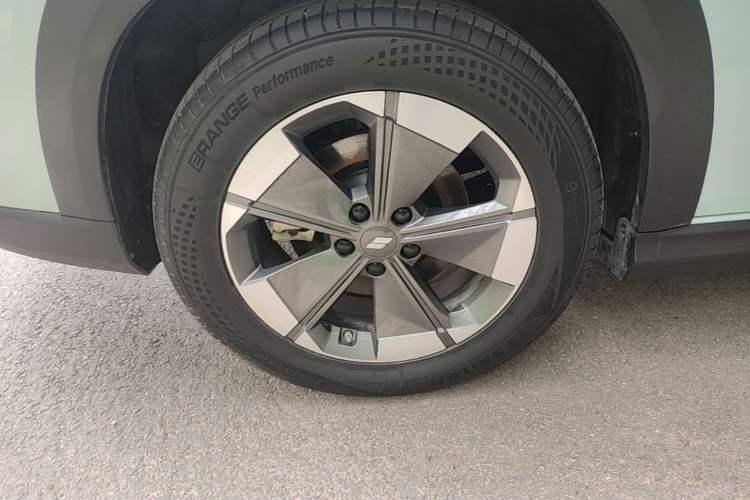 Used Livan 7 2023 605 km ZHU FENG Exterior 5