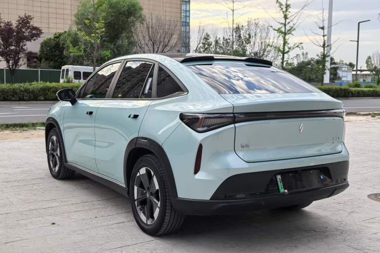 Used Livan 7 2023 605 km ZHU FENG Exterior 6