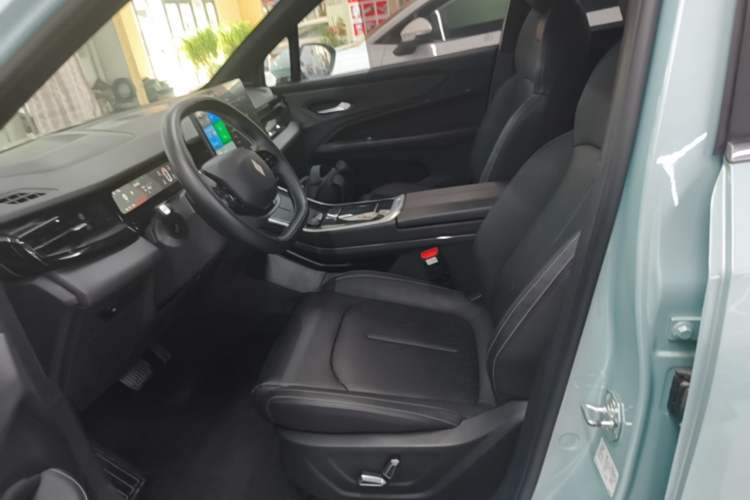 Used Livan 7 2023 450km Chiyue Left Front Seat