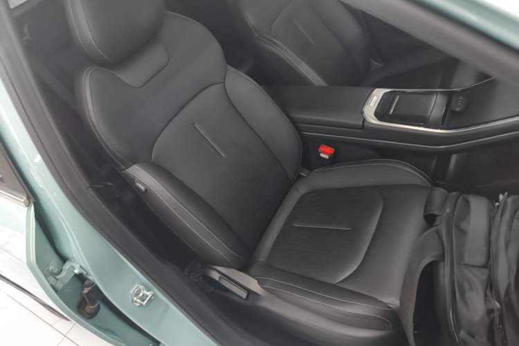 Used Livan 7 2023 450km Chiyue Right Front Seat