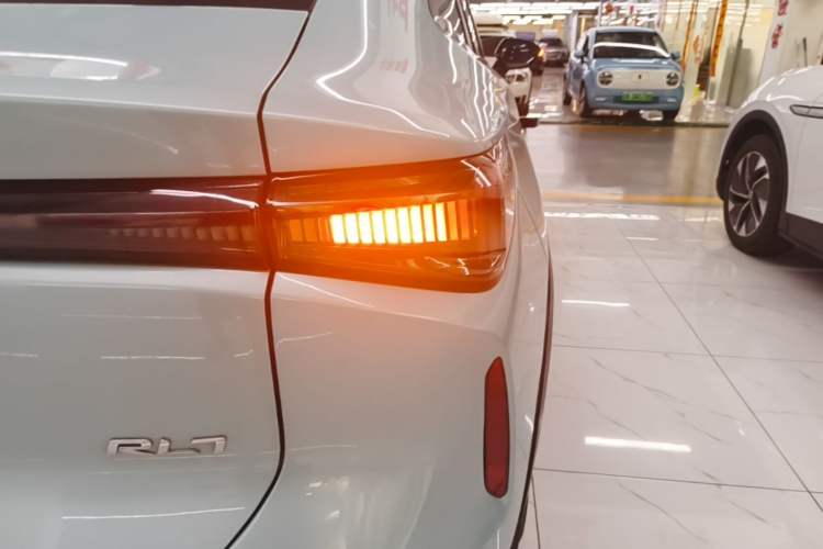 Used Livan 7 2023 450km Chiyue Right Rear Taillight