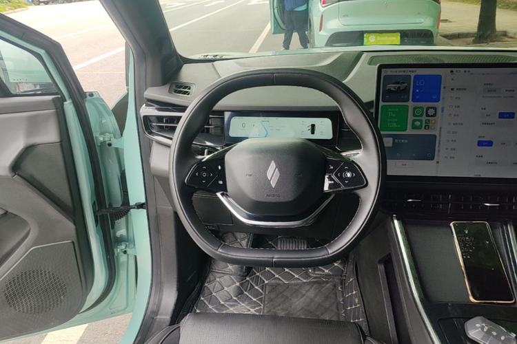 Used Livan 7 2023 605 km ZHU FENG Steering Wheel
