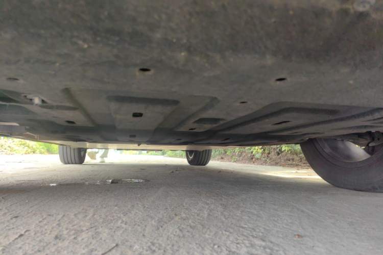 Used Livan 7 2023 605 km ZHU FENG Chassis Front