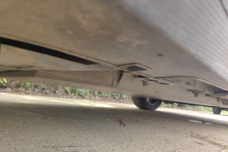 Used Livan 7 2023 605 km ZHU FENG Chassis Rear Right