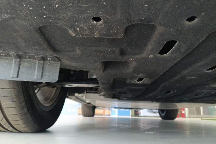 Used Livan 7 2023 450km Chiyue Chassis Front Right