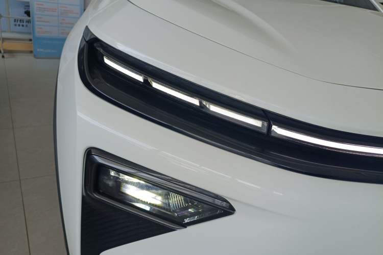 Used Livan 7 2023 450km Chiyue Right Front Headlight