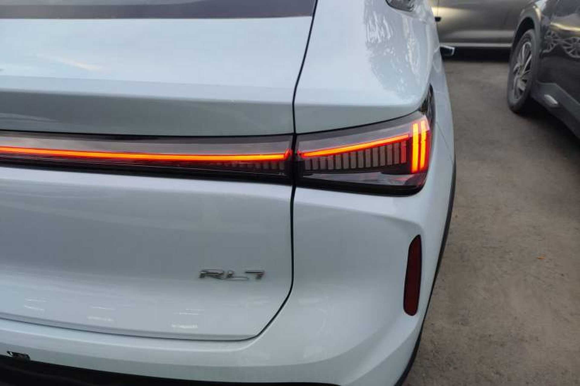 Used Livan 7 2024 605 km Glory Edition Right Rear Taillight