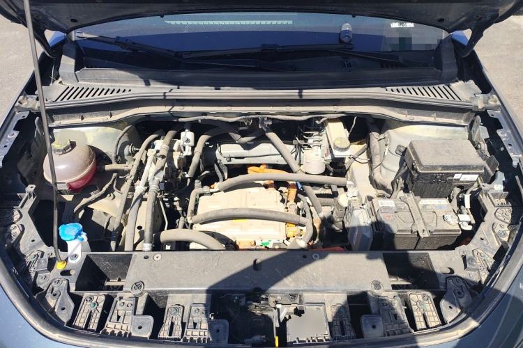 Used Livan 7 2024 605 km Glory Edition Engine Bay