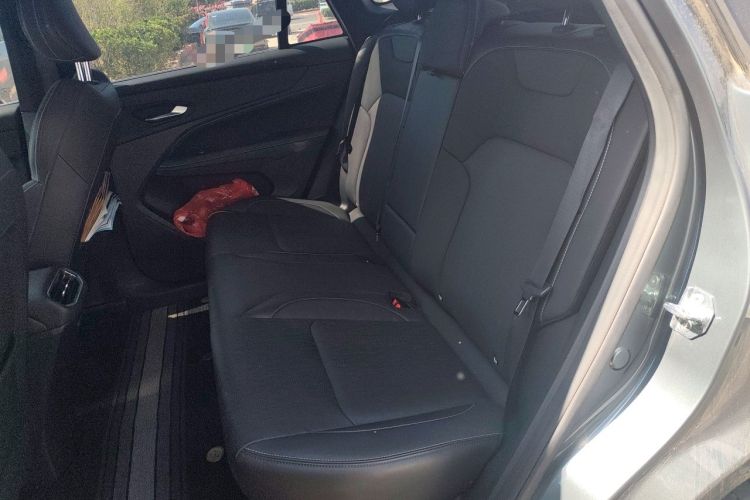 Used Livan 7 2024 605 km Glory Edition Left Rear Seat