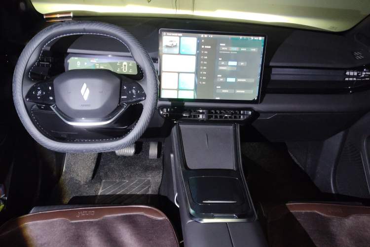 Used Livan 7 2024 450km Executive Version Audio And AC Panel
