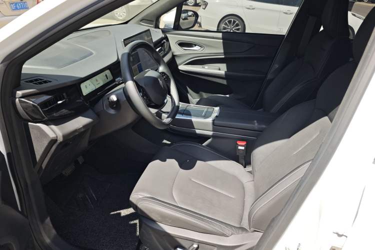 Used Livan 7 2024 450km Executive Version Driver Seat