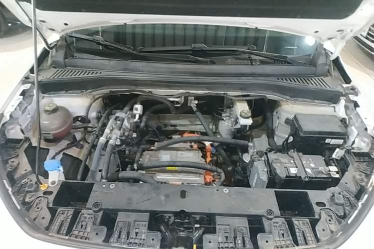 Used Livan 7 2024 450 km Business Glory Edition Engine Bay