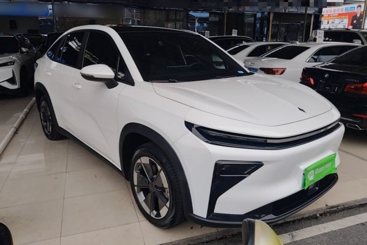 Used Livan 7 2024 450km Glory Edition Exterior 1