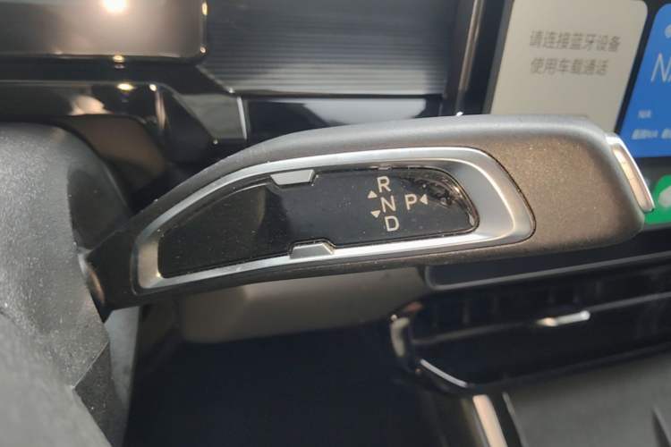 Used Livan 7 2024 450km Glory Edition Gear Lever