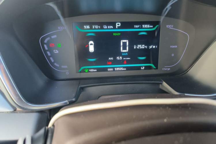 Used Livan 8 2025 Long-Range Travel Edition Odometer Close Up