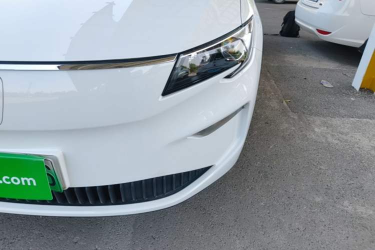 Used Livan 8 2025 Long-Range Version Left Front Headlight