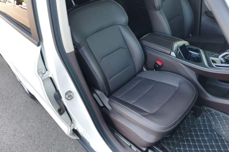 Used Livan 8 2025 Long-Range Version Right Front Seat