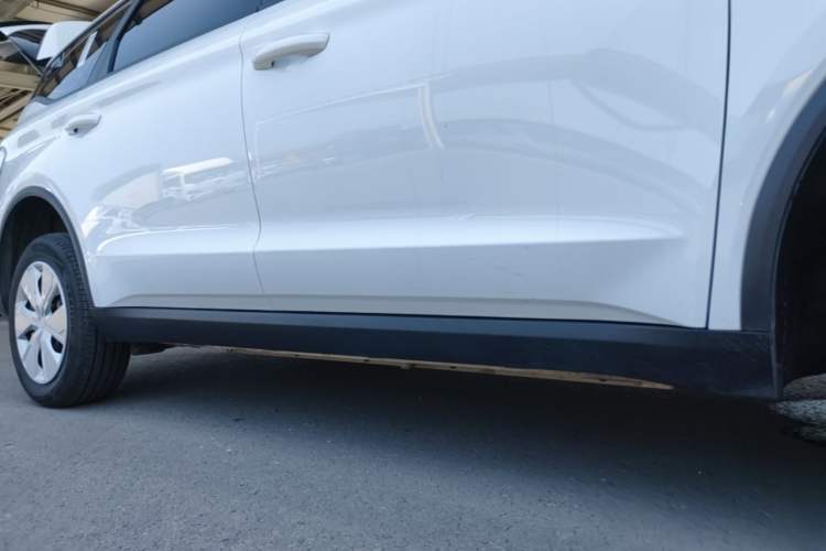 Used Livan 8 2025 Long-Range Version Right Side Sill