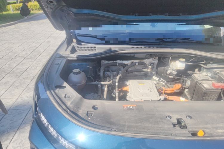 Used Livan 9 2023 470 km Leading Edition Engine Bay Right