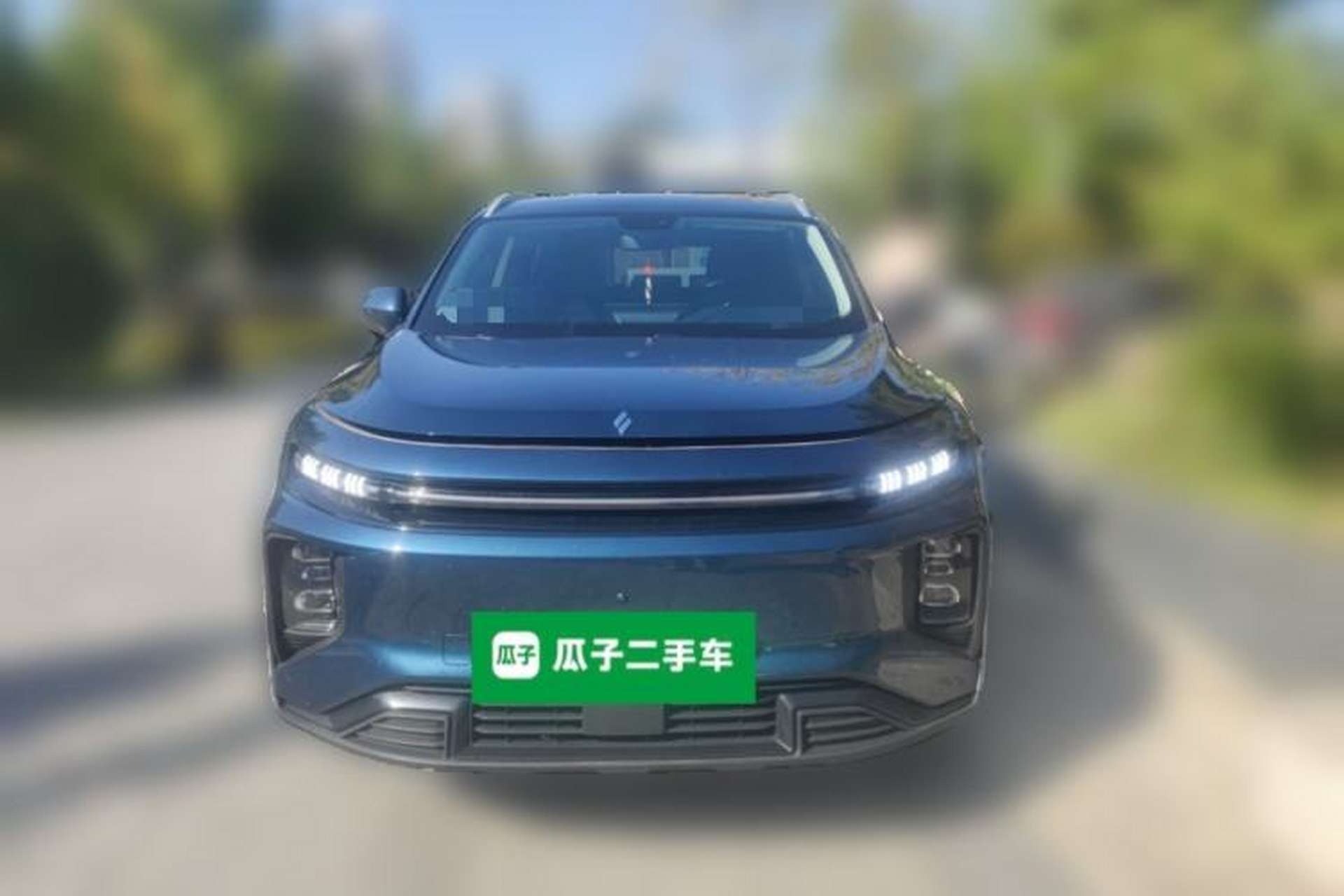 Used Livan 9 2023 470 km Leading Edition Front