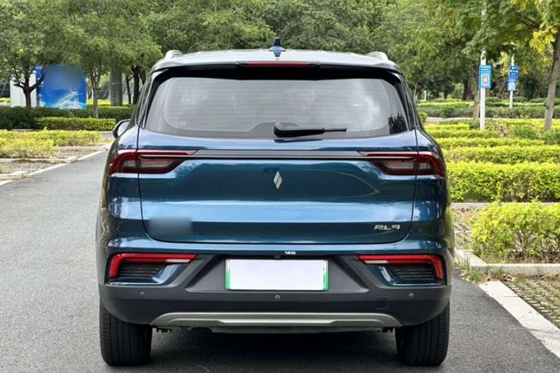 Used Livan 9 2023 470 km Founder Edition Exterior 3