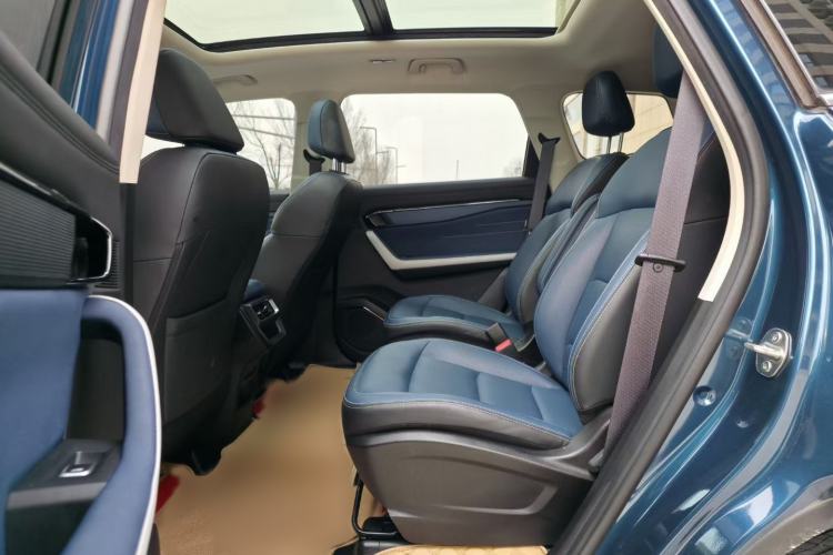 Used Livan 9 2023 470 km Founder Edition Interior 3