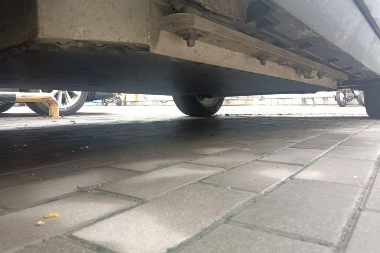 Used Livan 9 2023 470 km Leading Edition Chassis Rear Right