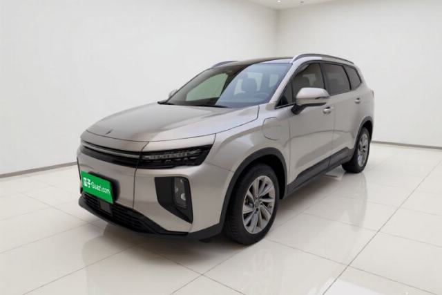 Livan 9 2023 470 km Founder Edition مستعملة