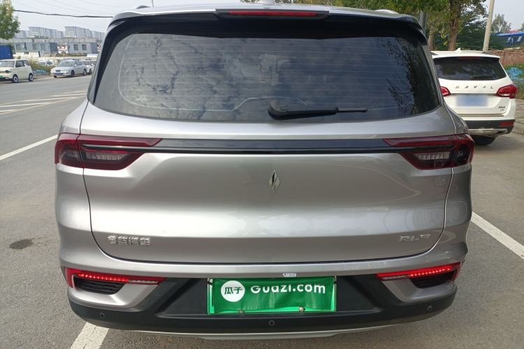 Used Livan 9 2023 470 km Leading Edition Exterior 1