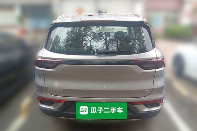 Used Livan 9 2023 470 km Leading Edition Rear