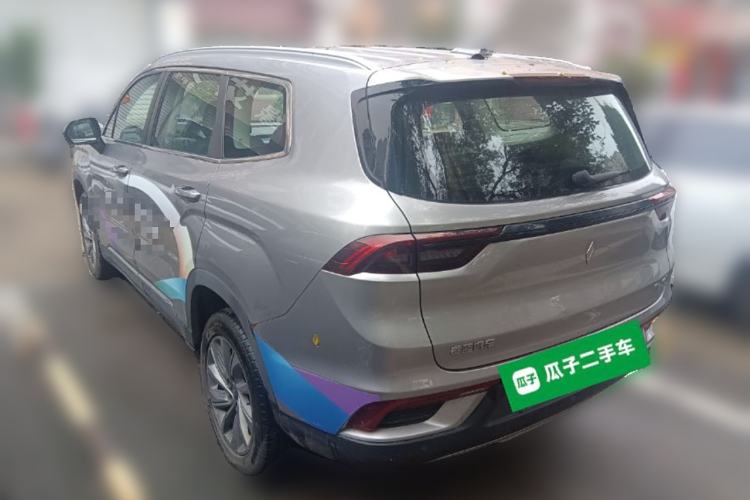 Used Livan 9 2023 470 km Leading Edition Rear Left 45 Deg