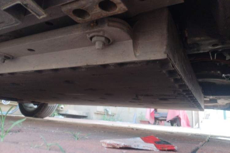 Used Livan 9 2023 470 km Founder Edition Chassis Front Right