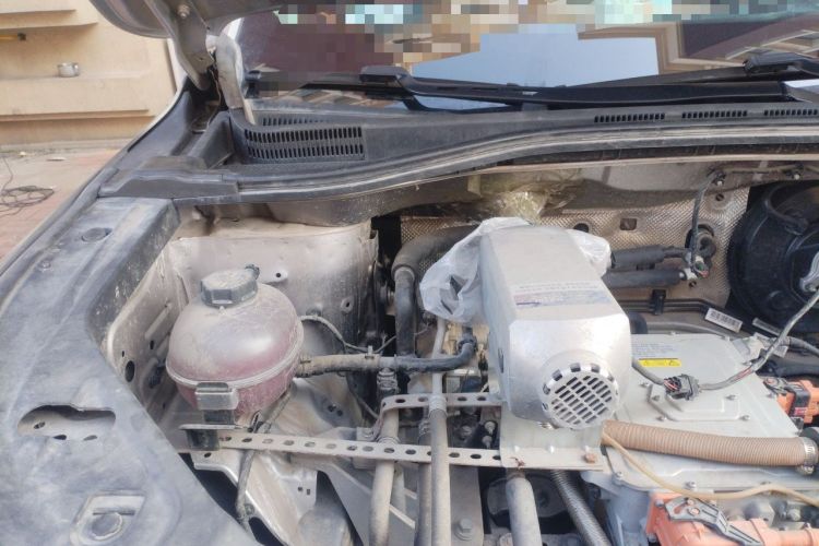 Used Livan 9 2023 470 km Founder Edition Engine Bay Right