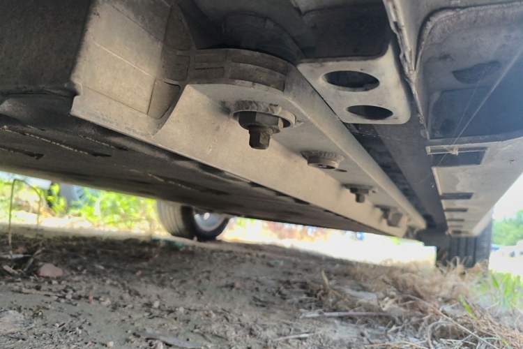 Used Livan 9 2023 470 km Leading Edition Chassis Front Left