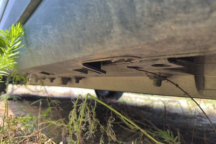 Used Livan 9 2023 470 km Leading Edition Chassis Front Right