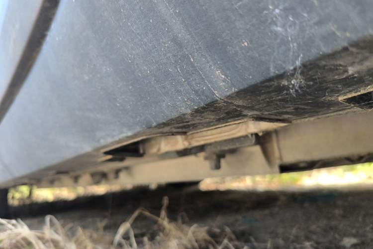 Used Livan 9 2023 470 km Leading Edition Chassis Rear Left