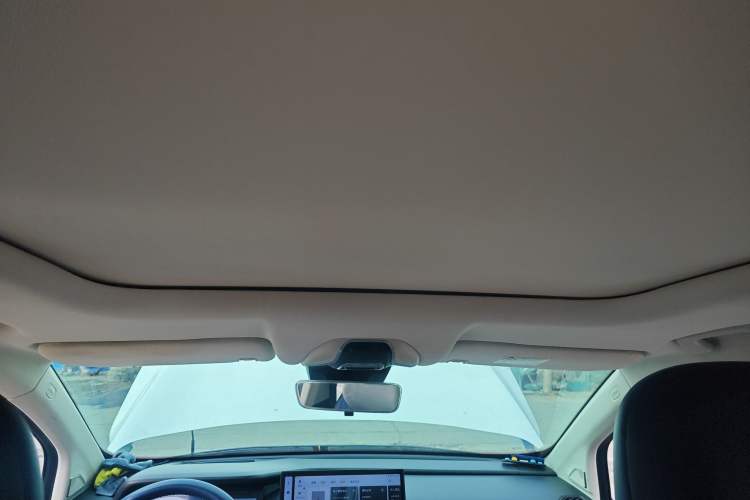 Used Livan 9 2023 470 km Founder Edition Headliner